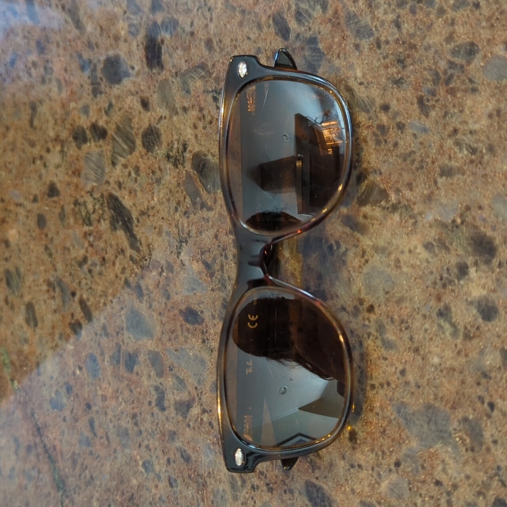 Ray Ban junior wayfarers - Picture 2 of 14